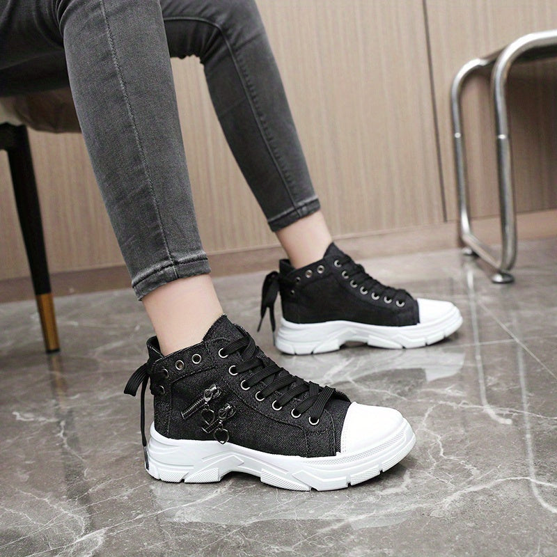 Lisa - Canvas Plateau Sneakers