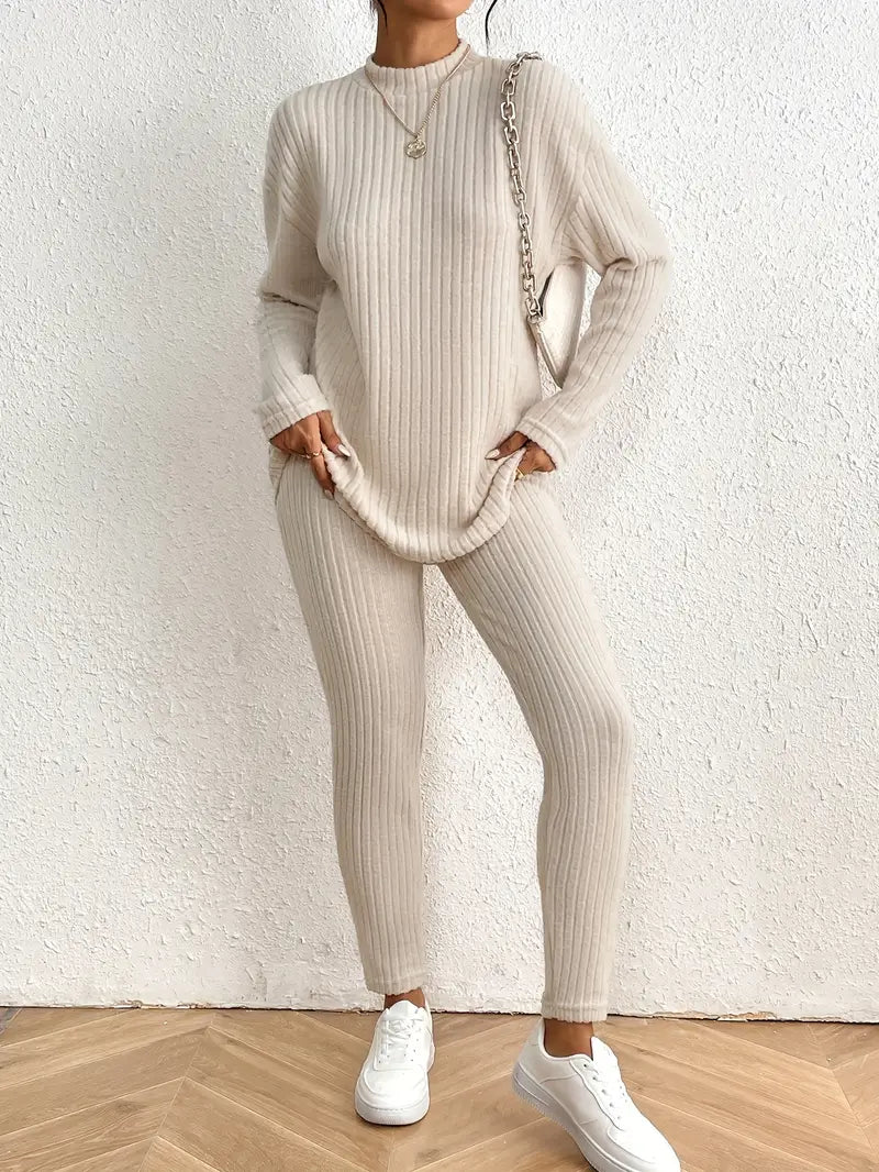 Witołuba - Ribbed Pants Set z Golfem i Dopasowanymi Spodniami