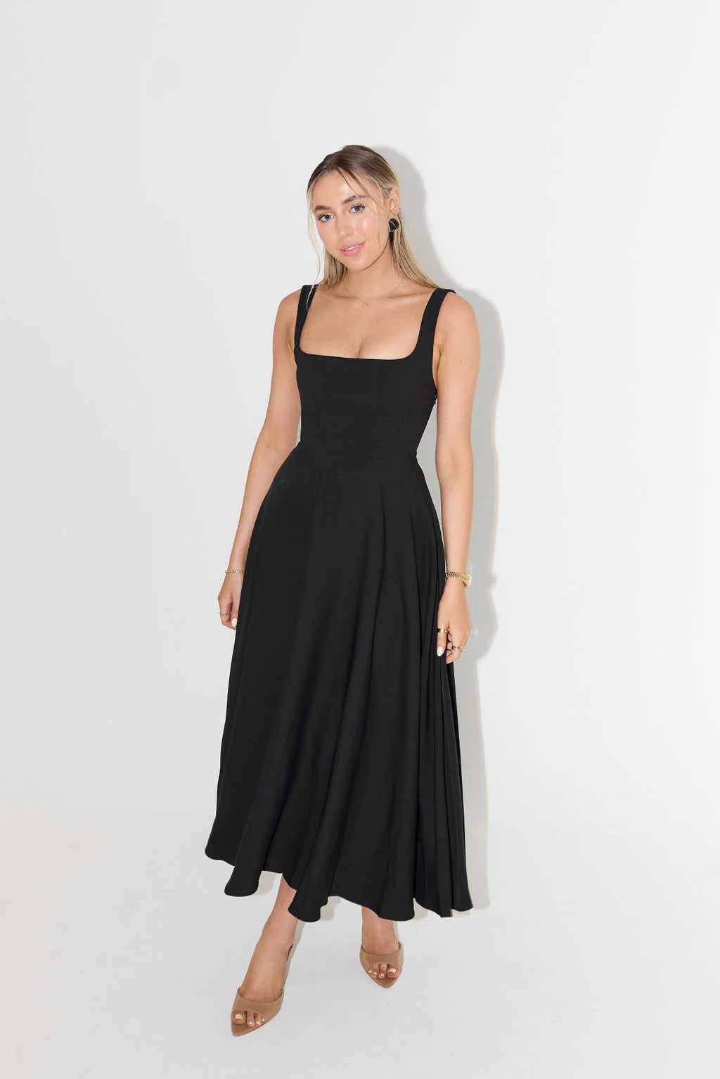 NADIA / GRACEFUL SQUARE NECK LONG DRESS