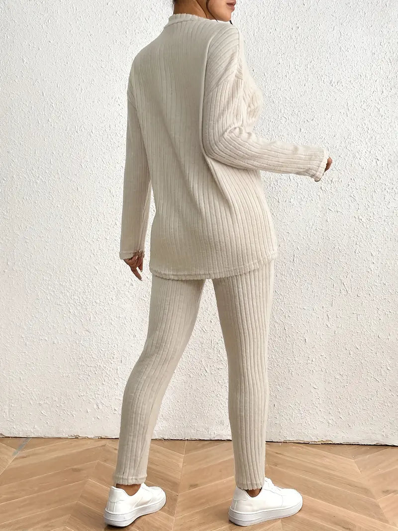 Witołuba - Ribbed Pants Set z Golfem i Dopasowanymi Spodniami